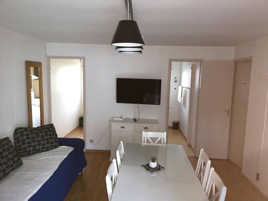 Holiday home Charmante Petite Maison
